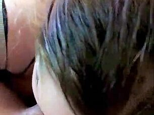 My stepsister shows me her apartment without taking the dick out of her mouth 😏