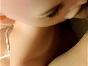 does the sex doll give blowjob?