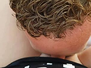 Foot Job Vs Pussy Gushing