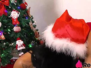 Shayenne Receives Cock As Christmas Gift