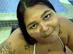 Maria's first time on the channel, hidden in the pool, showing her sucking skills