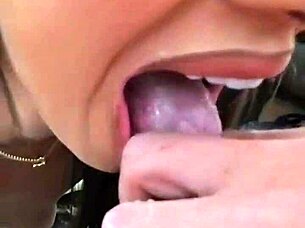 Teen brunette latina loves rimjob and sloppy blowjob!