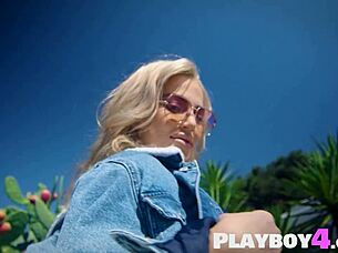 I big ass blonde teen 18+ blake blossom showing of hot body and exposed all natural big tits