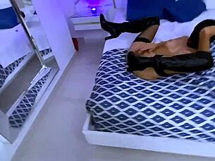 la crisis de los cuarenta fucking a stranger hard