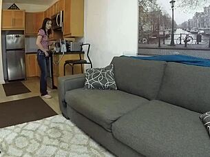 Gracie Mayy Exclaims, 'Choke Me During Deepthroat!' In Casting