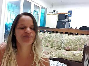 Hot latina shows off her big ass on webcam