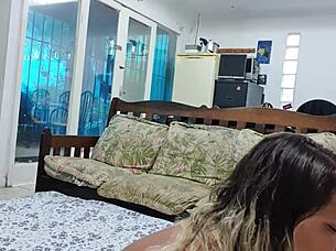 Hot latina shows off her big ass on webcam