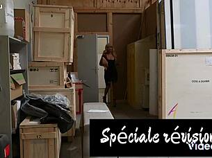 Sensual fucking party with mechanical piston adjustments