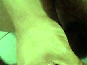 the masseuse gives a special cock massage that leads to masturbation