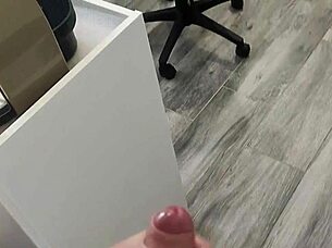 Pov He Pillado A Mi Hermanastra Masturbandose Y Nos Hemos Corrido Juntos