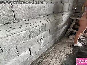 Horny couple fucks on construction site. Better than indoors?