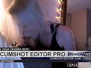 Hot teen 18+ girlfriend sucking cock?