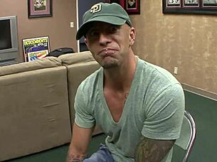 Fucking Tattooed Milf Emily Parker!