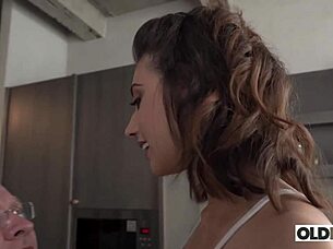 Emily Pink Fucks Old Man Oldhans