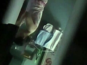 hot neighborhood wife catches my eye