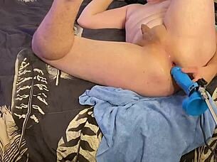 Can teen handle fuck machine?