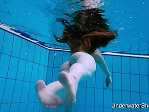 Sexy girl shows young body underwater!