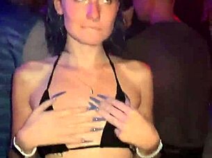 Picked Up In The Club dancing 18 19 yo pickup fucking night club