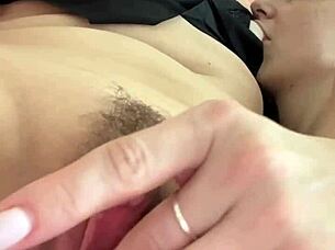 Milf teases huge clit