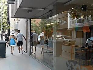 lo vi en un bar y me lo traje para darle flor de cojida