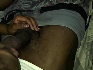 hood chick sucks big cock