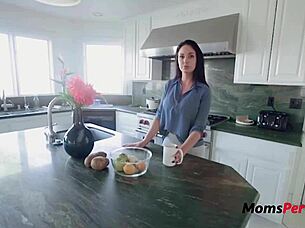 Busty milf step mom loves intense fucking in the kitchen - Brooke Beretta