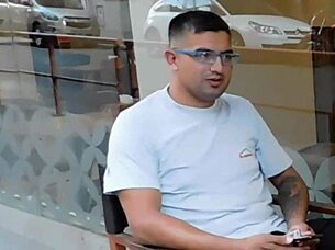 lo vi en un bar y me lo traje para darle flor de cojida