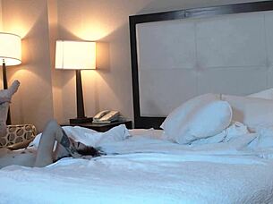 Jake Grand Fucks Tatted Petite 18+ Beauty Gracie Lou in Missionary