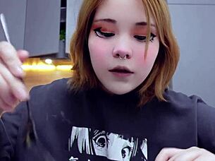 furiyssh performs a detailed mugbang session with her audience