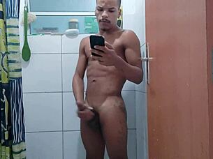 I woke up horny and came in the shower