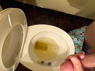 Horny guy masturbates his monster cock in solo session