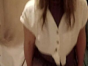 I am esclave f doing striptease and masturbation with magic wand