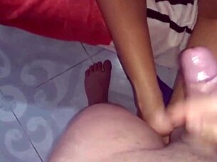 Housewife Tries Deepthroat Before Creampie in Doggy