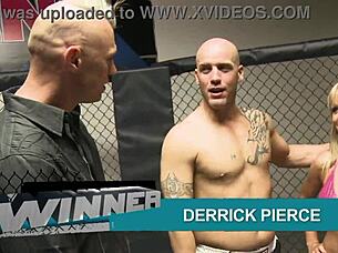 sexy blonde jessica moore fingering gaping asshole in lingerie?