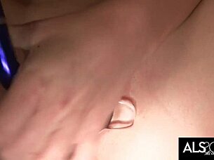 dakota skye, why are you masturbating with your cervix exposed like that?