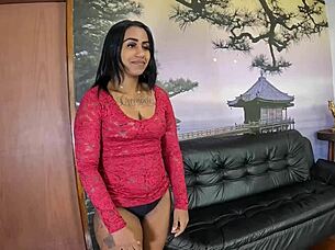 Por Trás Das Câmeras Com Alicia Vitória