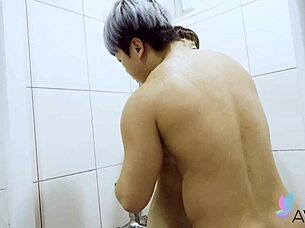 Yuli's First Chinese Encounter Turns Wildly Intimate