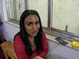 Por Trás Das Câmeras Com Alicia Vitória