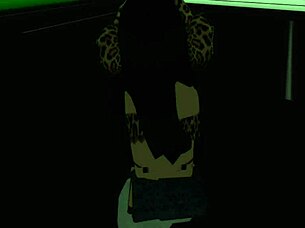 Risky sex with friend in store parking lot 🚗