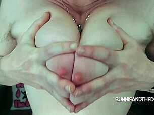 Wife instructs fingering hairy pussy to squirt orgasm