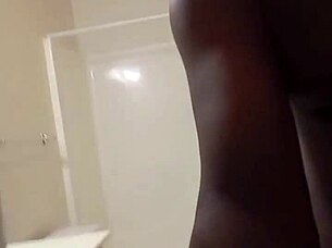 masturbating with mirror selfie for free