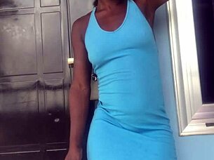 Crazy bitch twerking hard on that balcony view