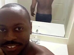 masturbating with mirror selfie for free