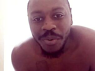 masturbating with mirror selfie for free