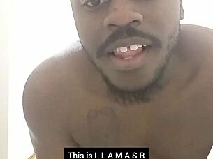 masturbating with mirror selfie for free