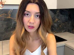 secretary doesnt want to fuck her greedy boss anymore and offers him a tantaly doll