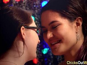 real australian babe gets her bushy cunt fingered