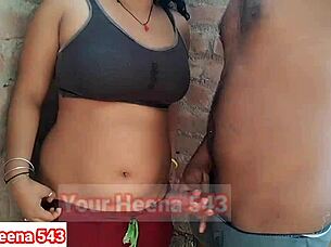 Devar Bhabhi's outdoor homemade sex with riding and doggystyle?