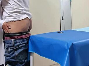 Real spy cam of workers at Puebla hospital 😳