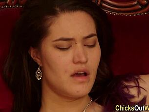 real australian babe gets her bushy cunt fingered